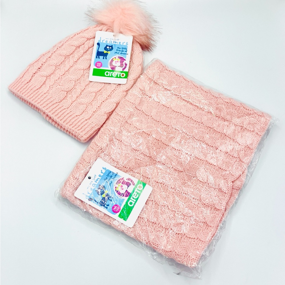 Areto Kids Soft Pink Knit Beanie and Tube Scarf Set (size small/medium)